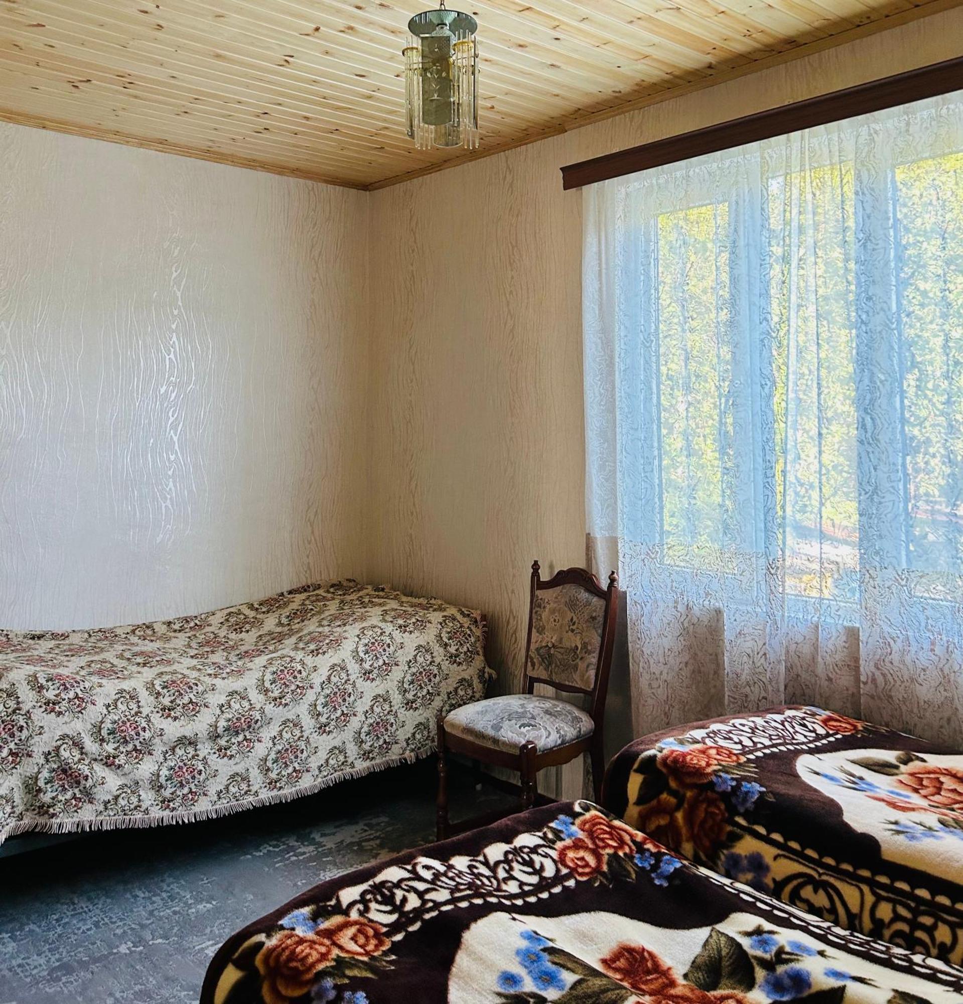 Vaso'S Guesthouse Katskhi Esterno foto